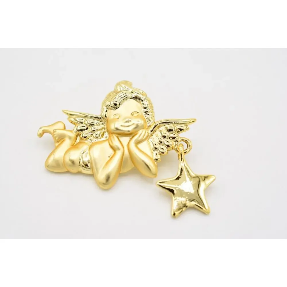 Ajc stunning brooch